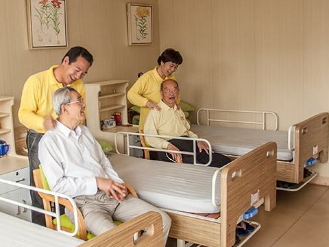 给父母选择养老院需要注意什么呢？