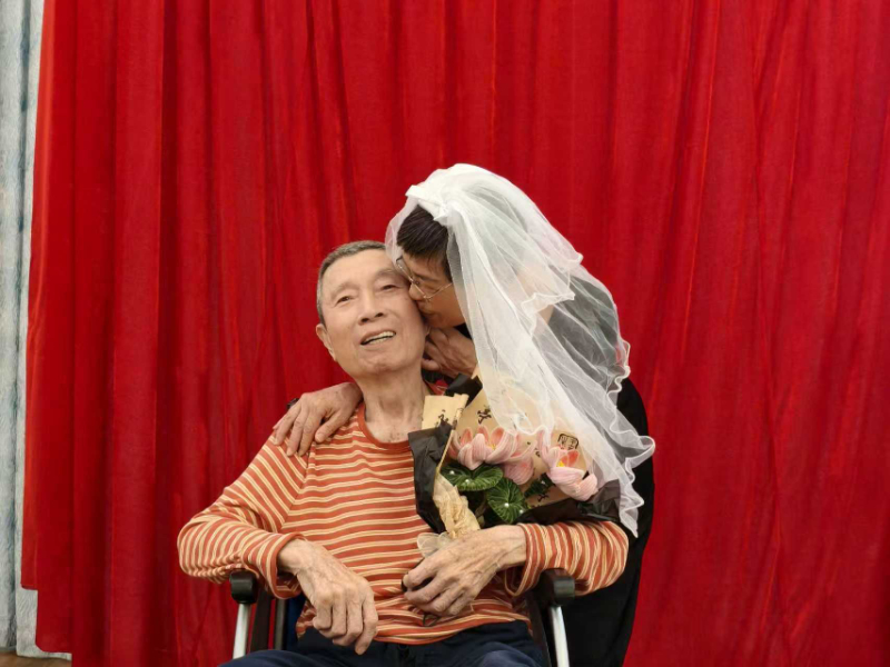 当血压警报响起：椿萱茂如何在24小时内重建一个家庭的安心